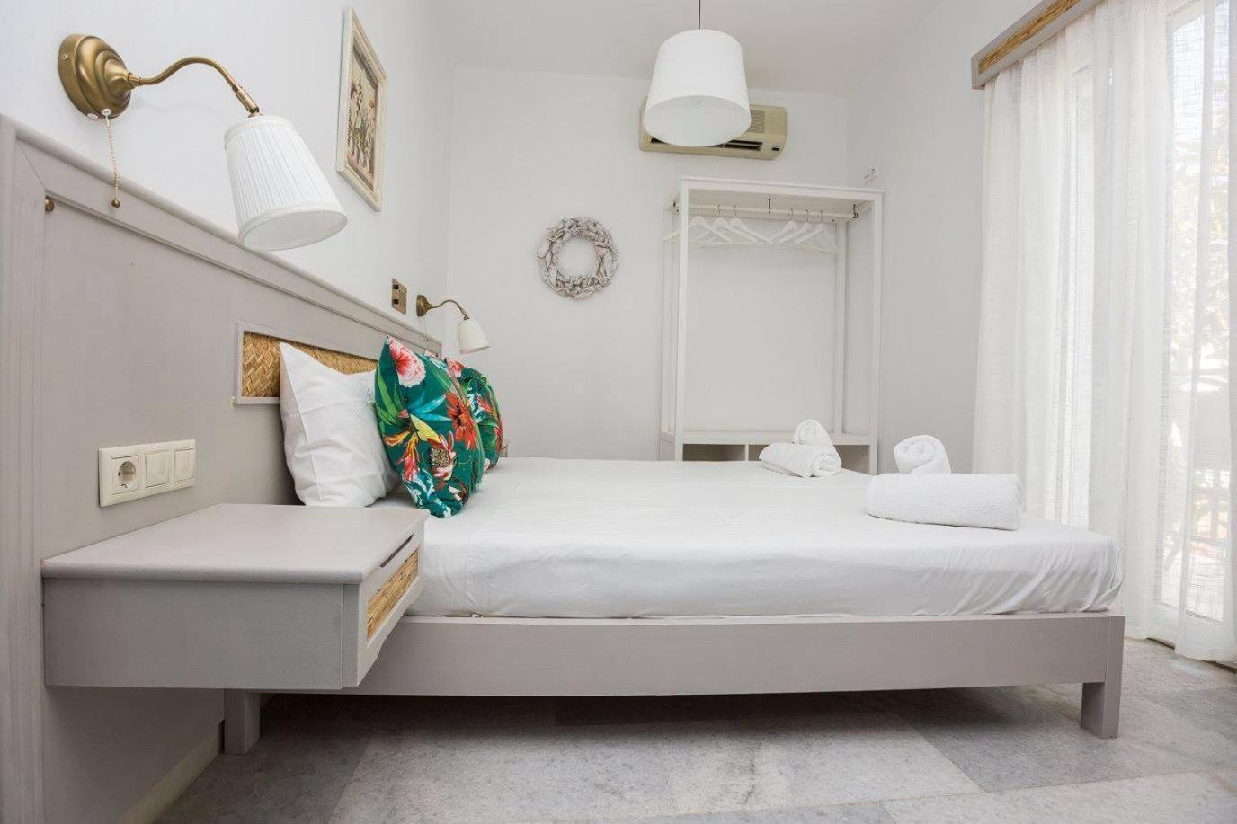 Artemis Hotel Agia Anna  Dış mekan fotoğraf